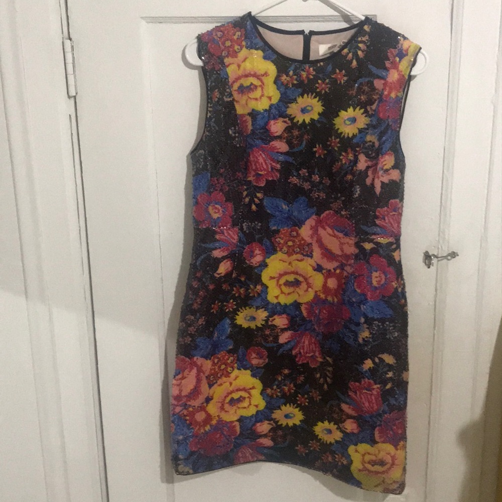 NEW! DVF Full Sequin Floral Mini Dress